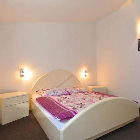 Fuer 6 Personen Ca 65 Qm In Banjole, Istrien Istrische Riviera * 班约勒