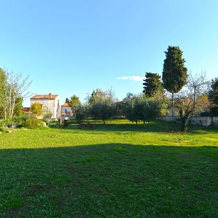 Apartment Fuer 6 Personen Ca 65 Qm In Banjole, Istrien Istrische Riviera *
